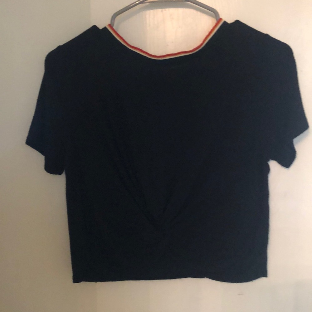 Black cropped top